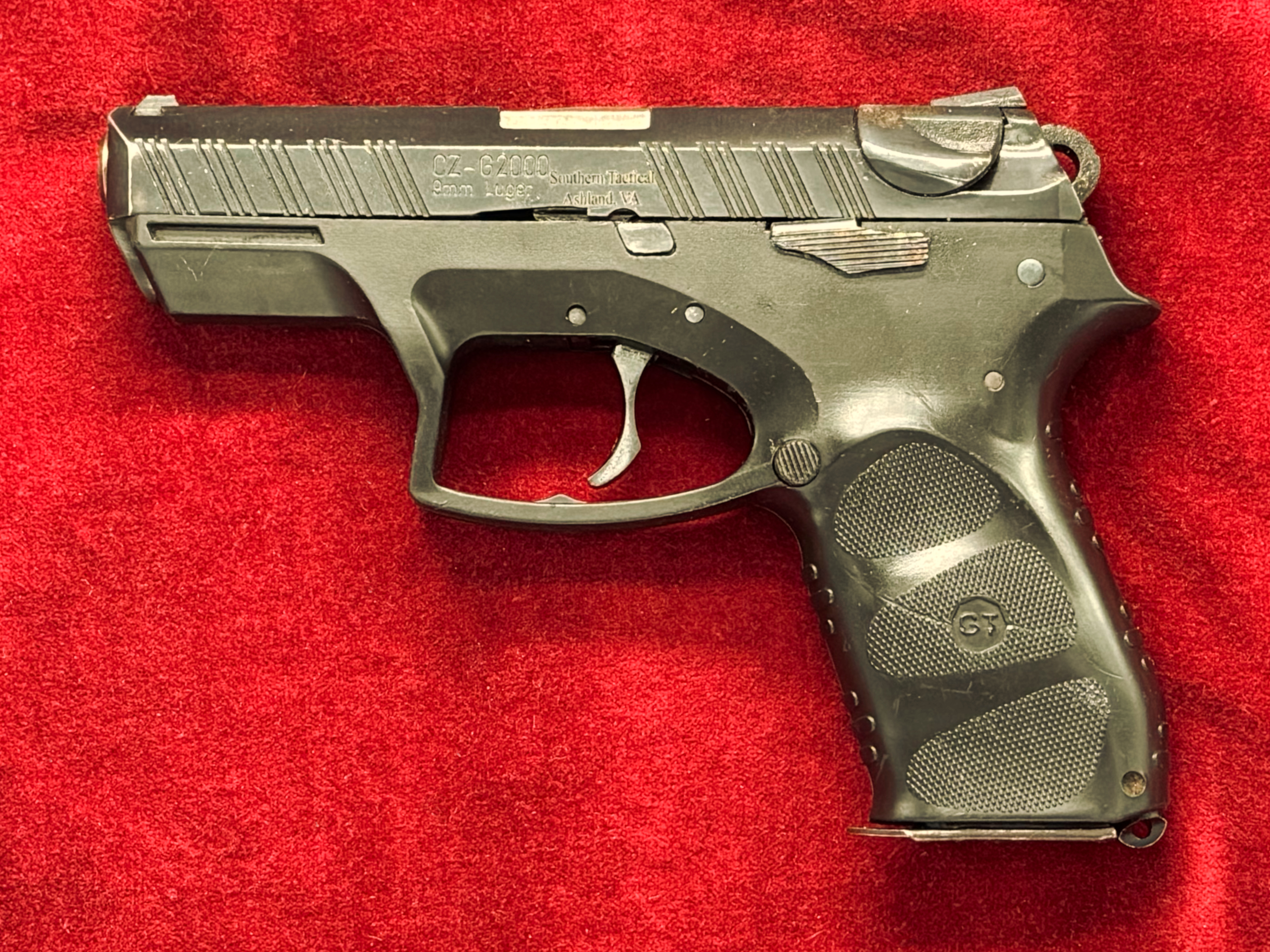 CZ G2000, left side