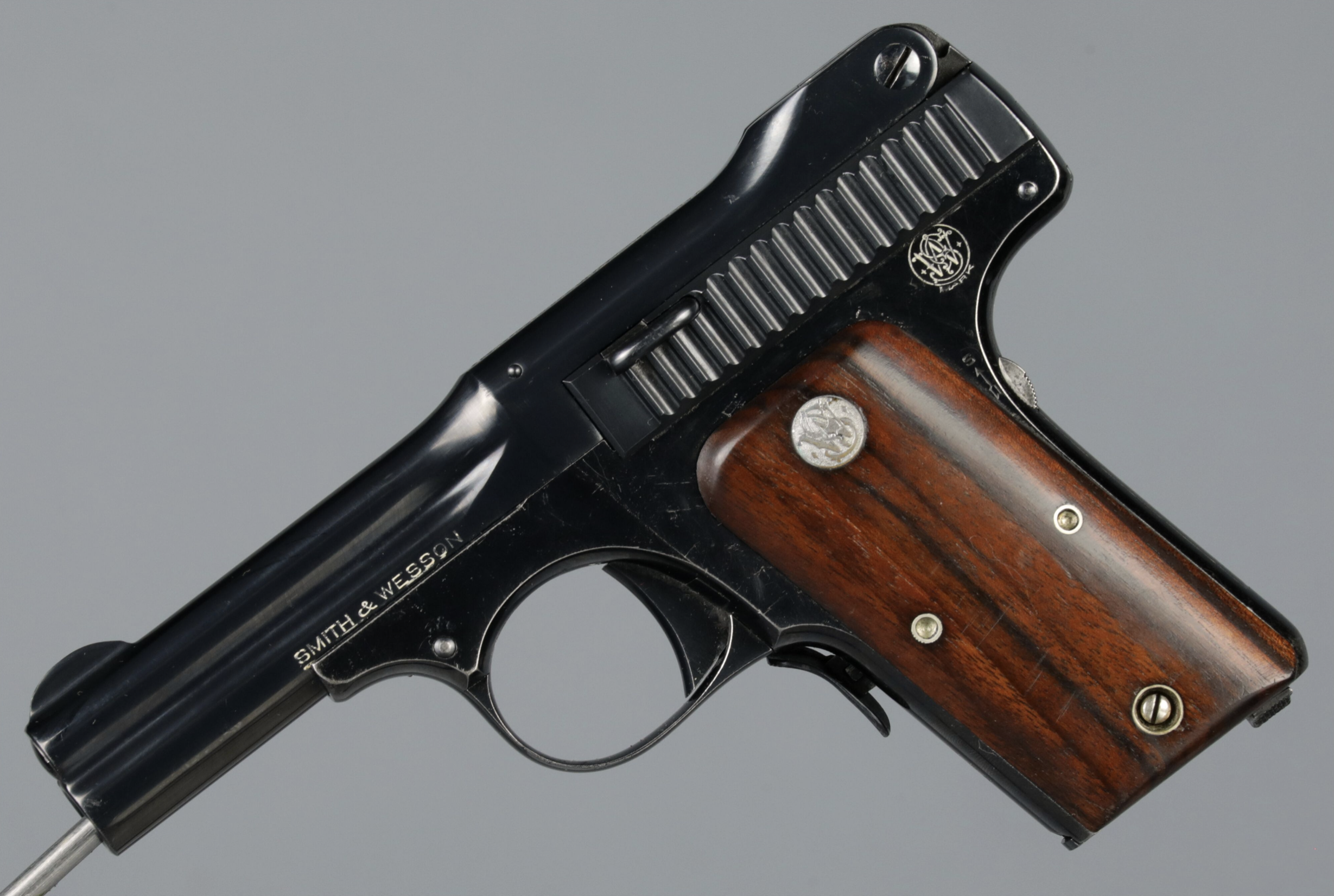 Smith & Wesson Model 1913, left side