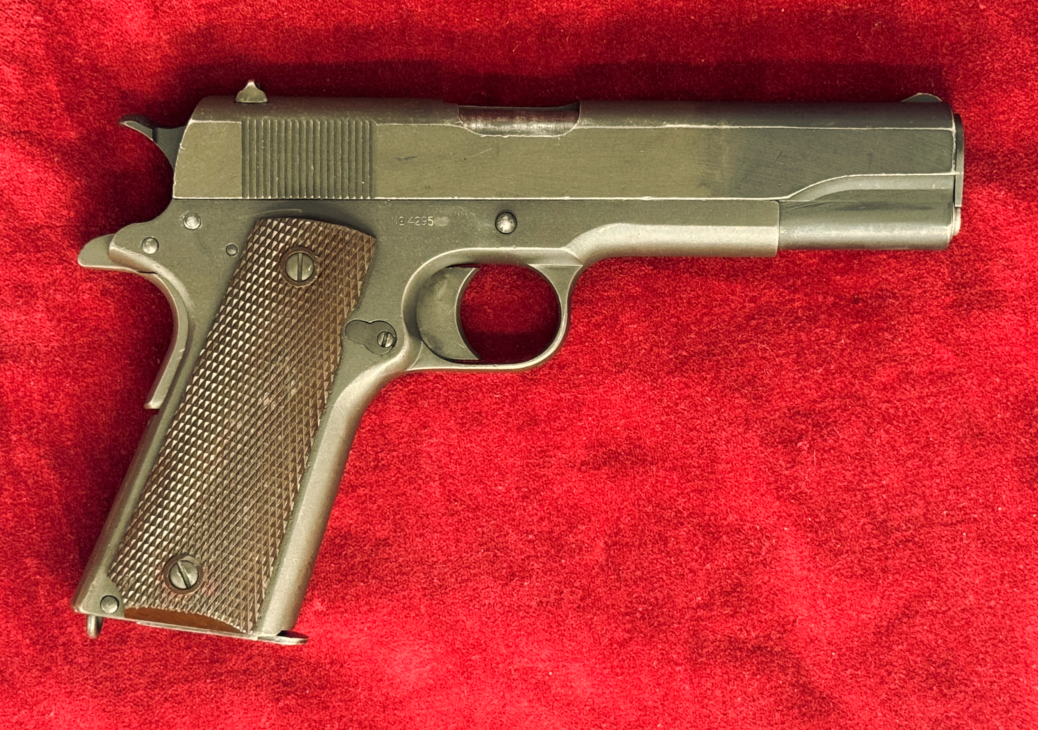 Colt 1911 pistol, right side